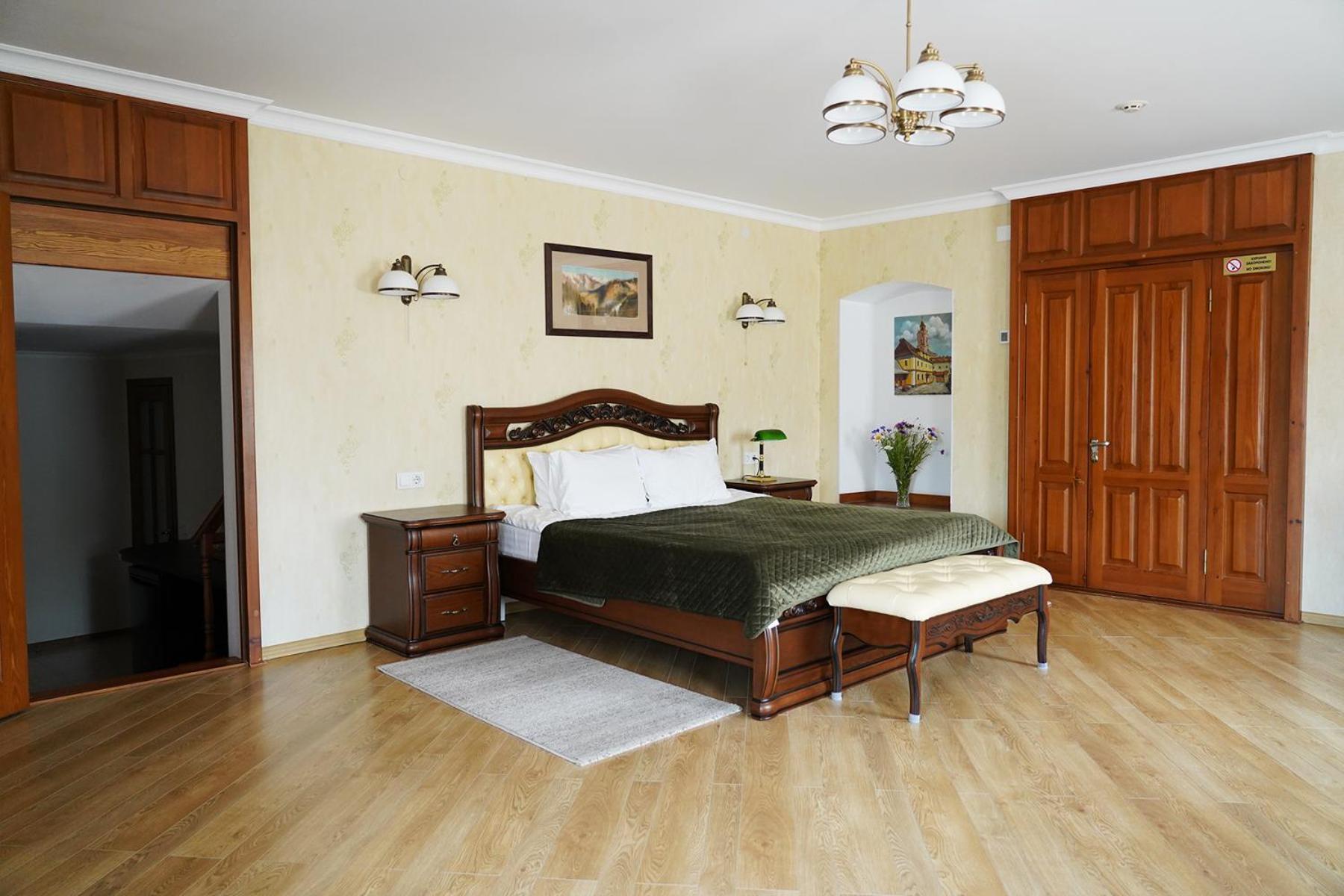 Hotel Spadok à Kamianets-Podilsky Extérieur photo