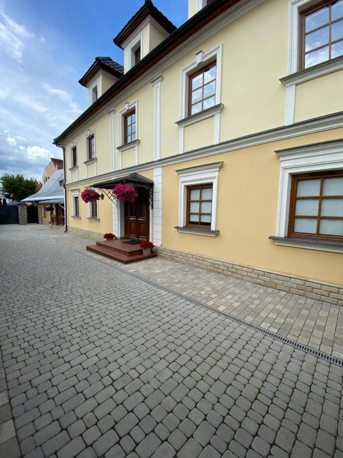 Hotel Spadok à Kamianets-Podilsky Extérieur photo